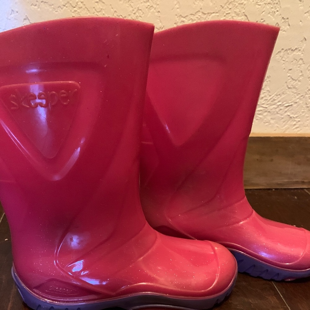 Sparkly Hot Pink Rainboots